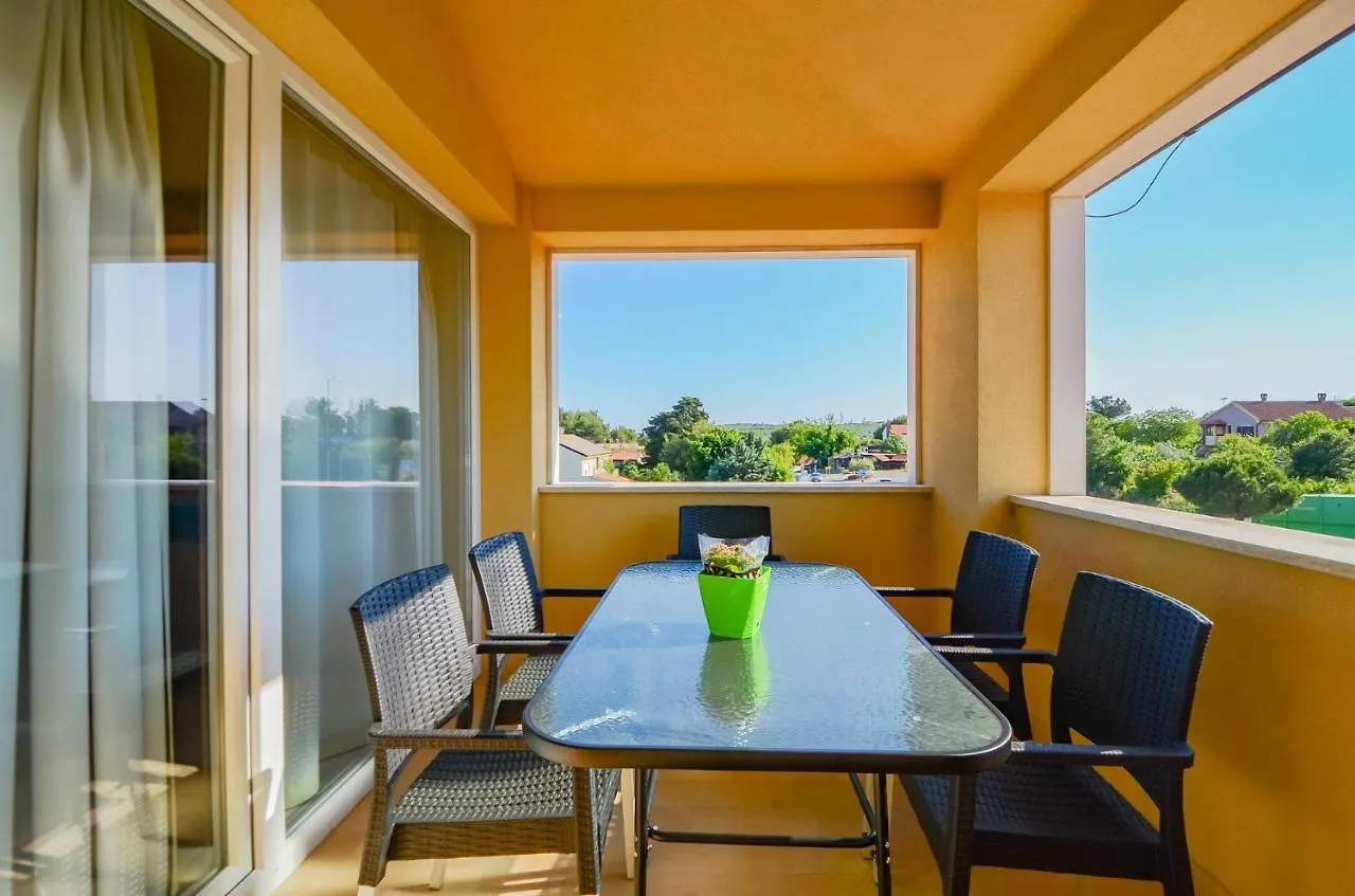 Apartments Macuka- New And Luxury, Near Beach Banjole Kroatien